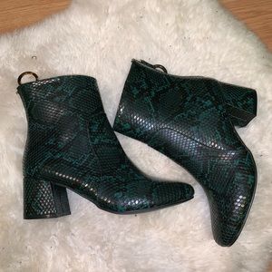 UO Harlow Snakeskin boots